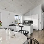 3 Bedroom Stunning In 別荘 オーベンロー