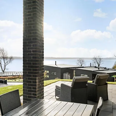 Hébergement de vacances 3 Bedroom Stunning In Åbenrå