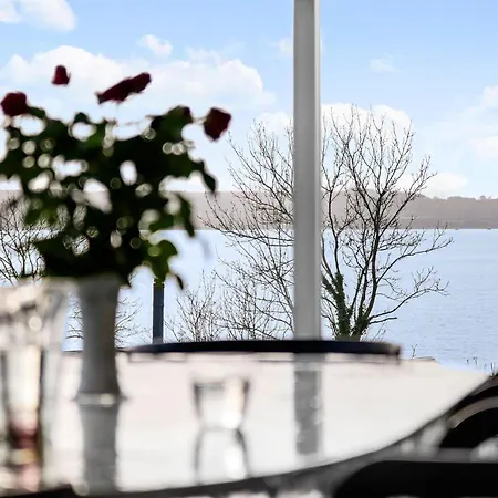 3 Bedroom Stunning In *